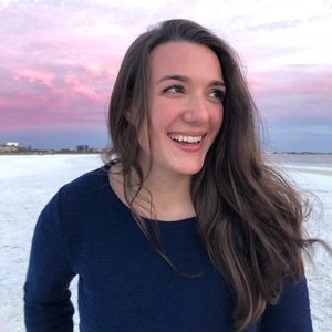 Meet your Posher, Julia